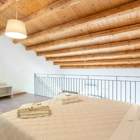 Oriental Muti Feriehus Chiaramonte Gulfi