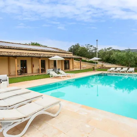 Oriental Muti 펜션 끼아라몬떼굴피