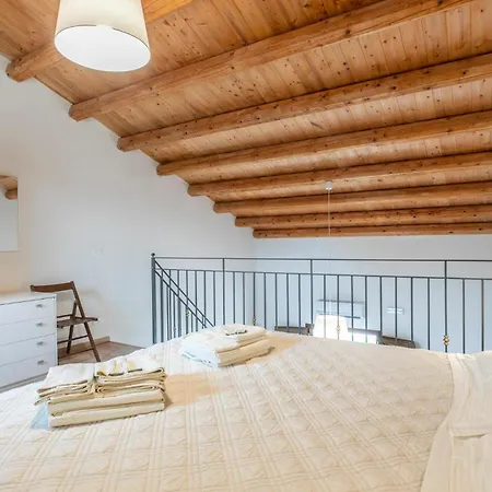 Oriental Muti 끼아라몬떼굴피